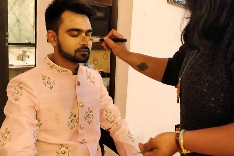 ROYAL MAKEUP SERVICE