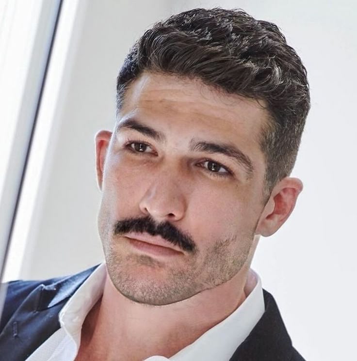Moustache & Sideburns